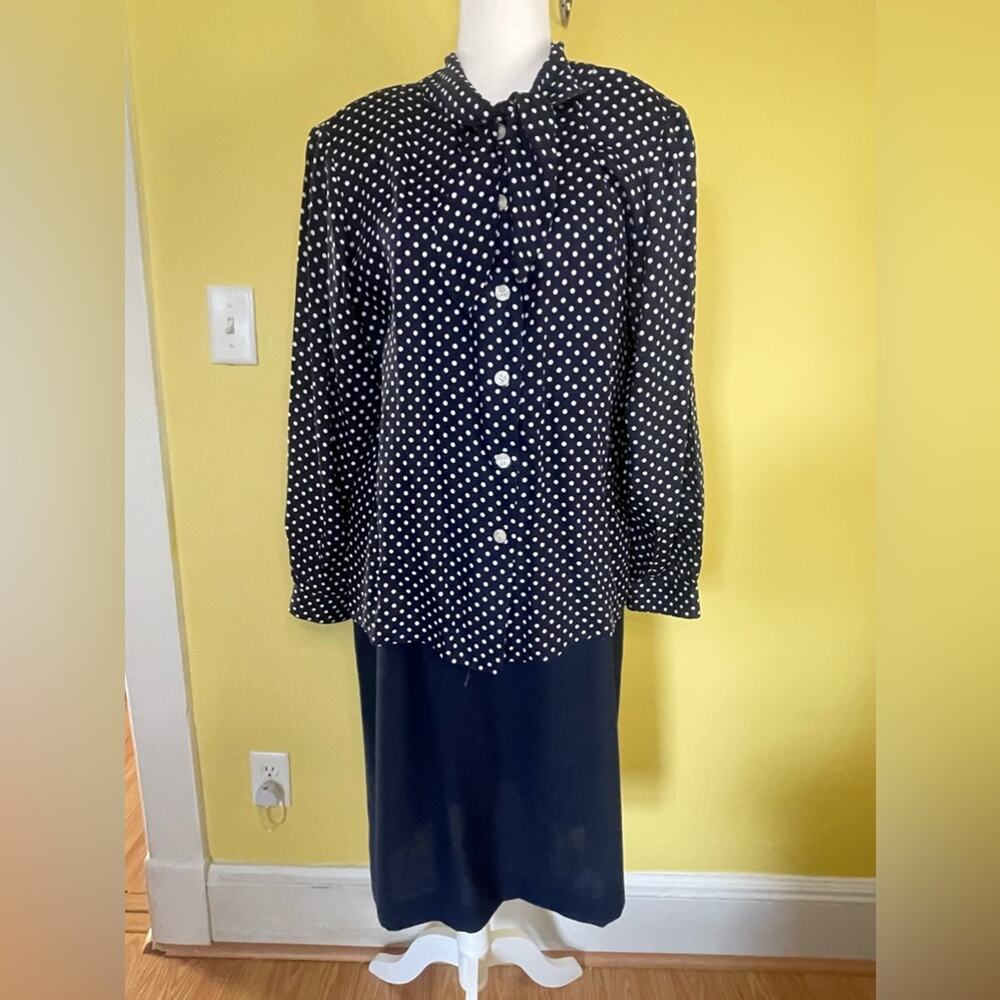 VINTAGE 80s navy skirt suit in 16